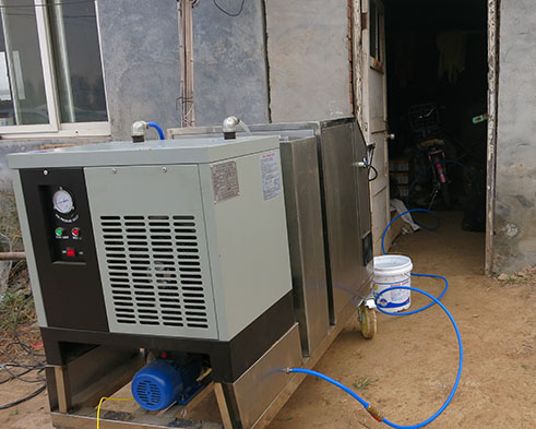 第八代不打藥雙效噴霧機(jī)